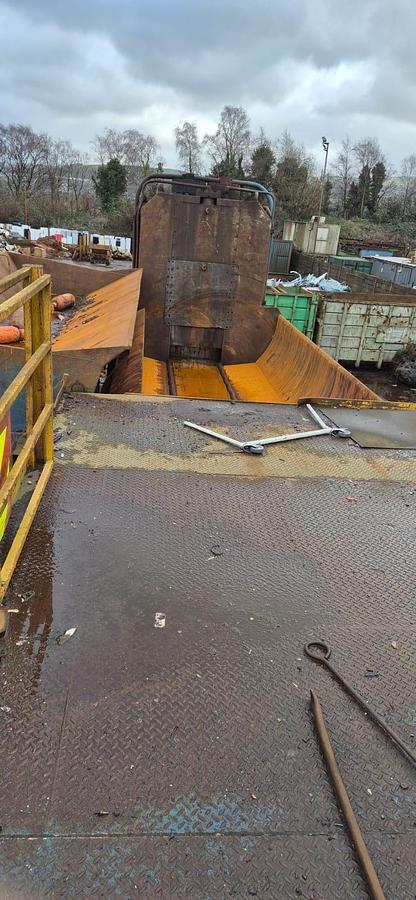 Used 2003 Taurus 973P Metal Shear