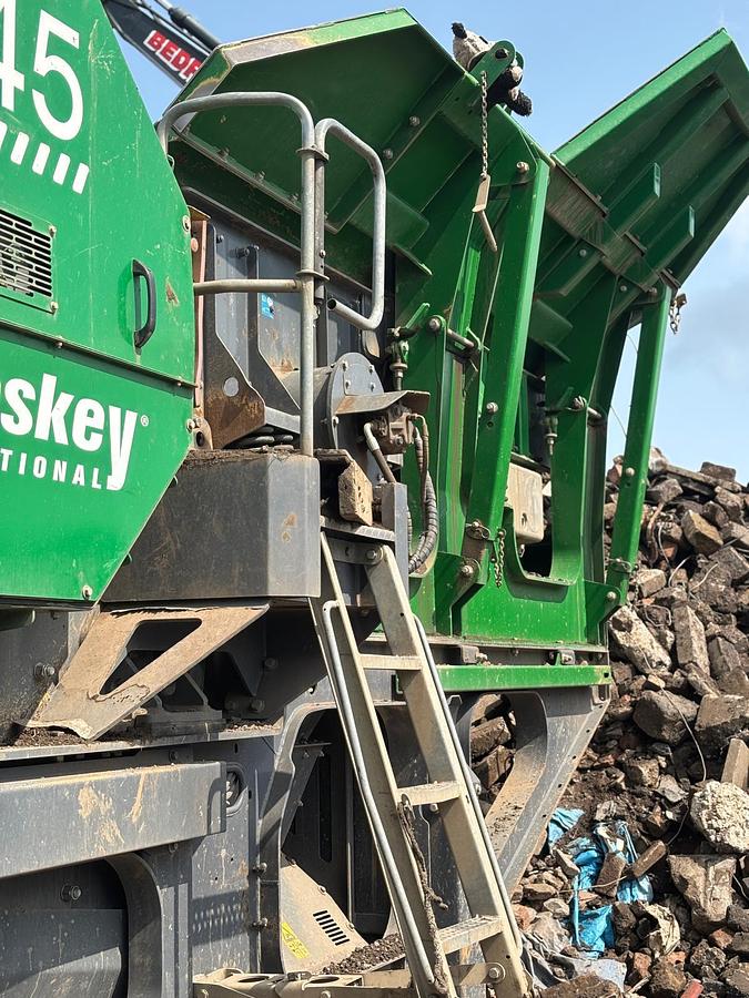 Used 2023 McCloskey J45 Jaw Crusher