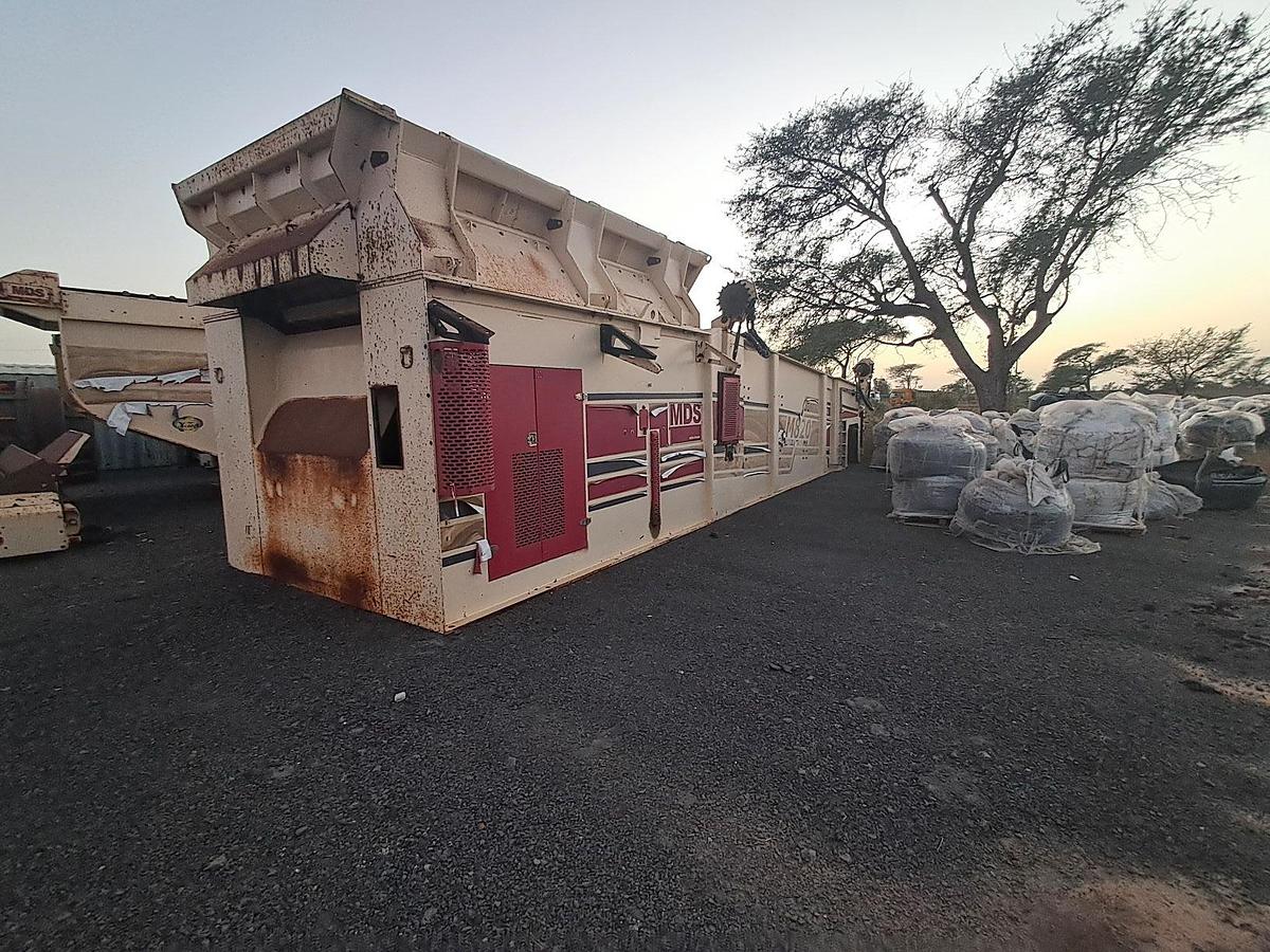 Used 2019 Terex MDS M820 Tracked Trommel Screen Screener