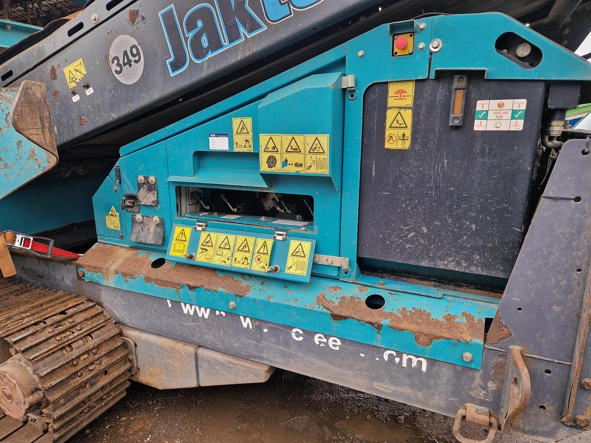 Used 2017 Powerscreen Powertrack 750 Tracked Scalping Screen Screener