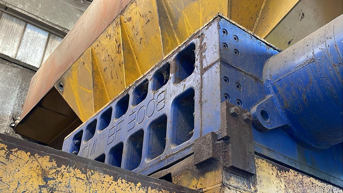 Used 2008 CFI BF 3008 Industrial Twin-shaft Shredder