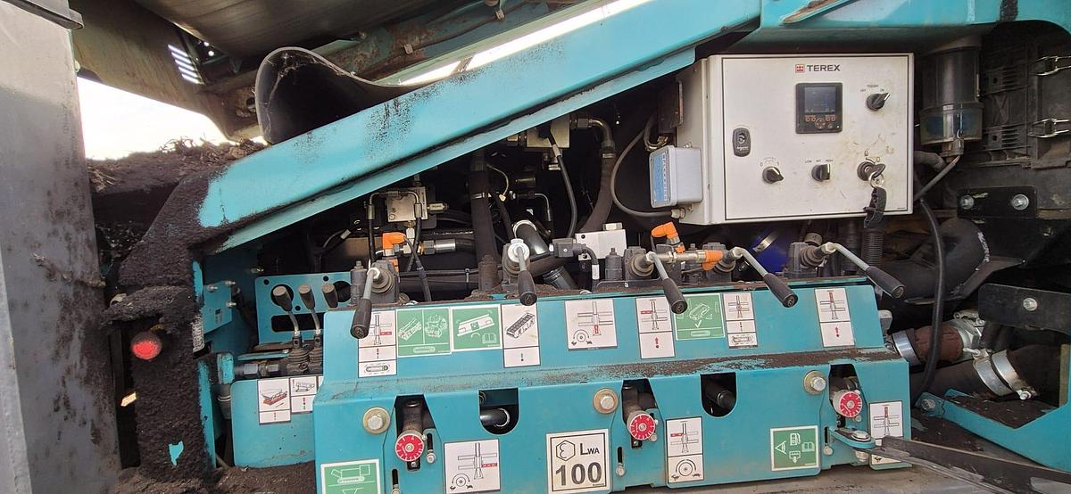 Used 2022 Powerscreen by Terex Titan 2300 Scalping Screen