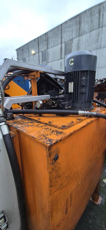 Used Monarch Engineering Ltd 960 Shear