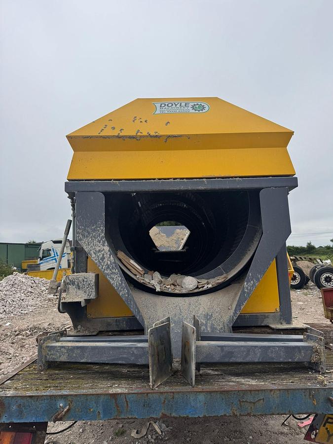 Used Screenbee 15.44S Static Trommel 