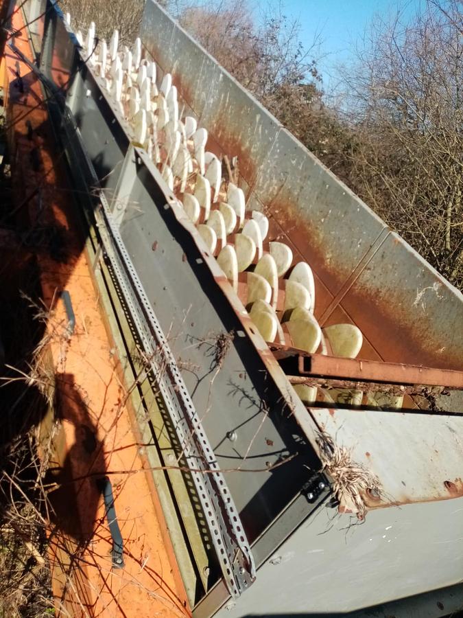 Used 2010 Sutco Cardboard 1.4mm x 6.4mm 2D/3D Flip Flow Screening Deck Screen