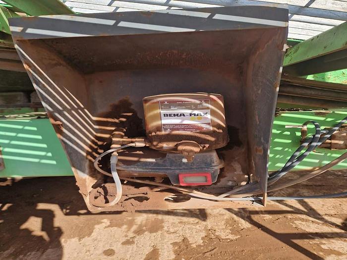 Used 2009 Neuenhauser 2F Mobile Star Screen W/2022 10mm Star Deck 