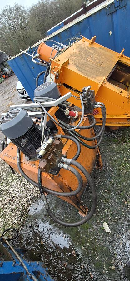 Used Monarch Engineering Ltd 960 Shear
