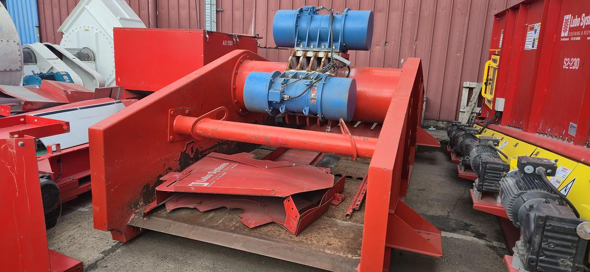 Used 2009 ViPower Finger Screen and shaker feeder
