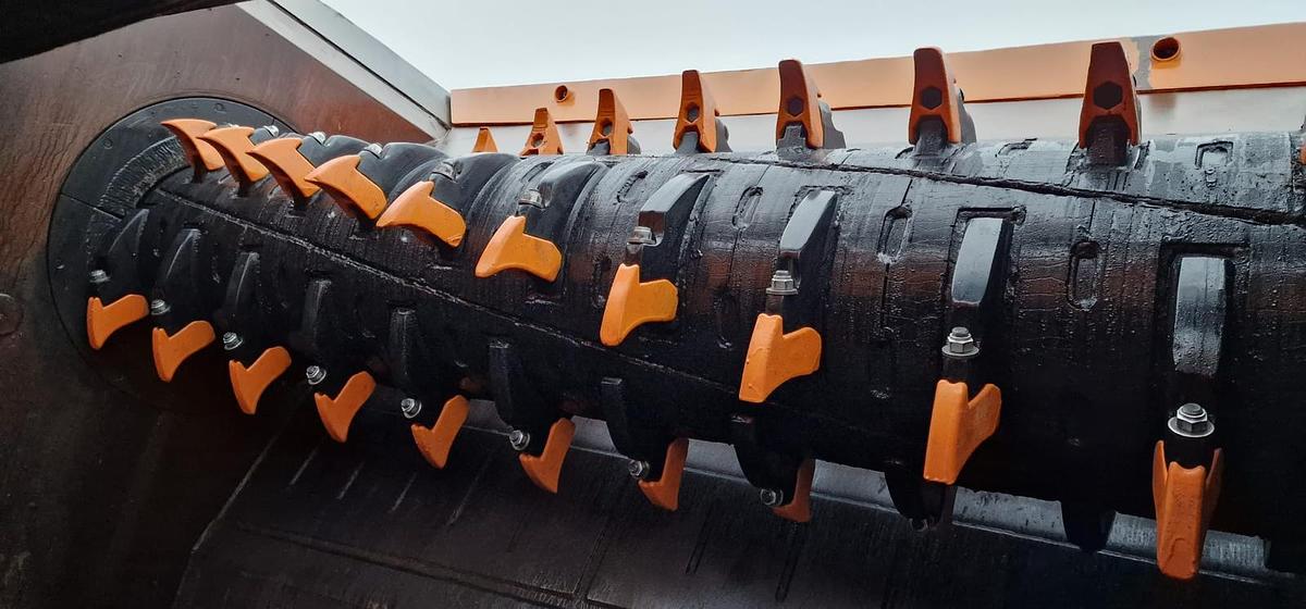 Used 2020 Doppstadt Inventhor 9 SA Slow-speed Shredder