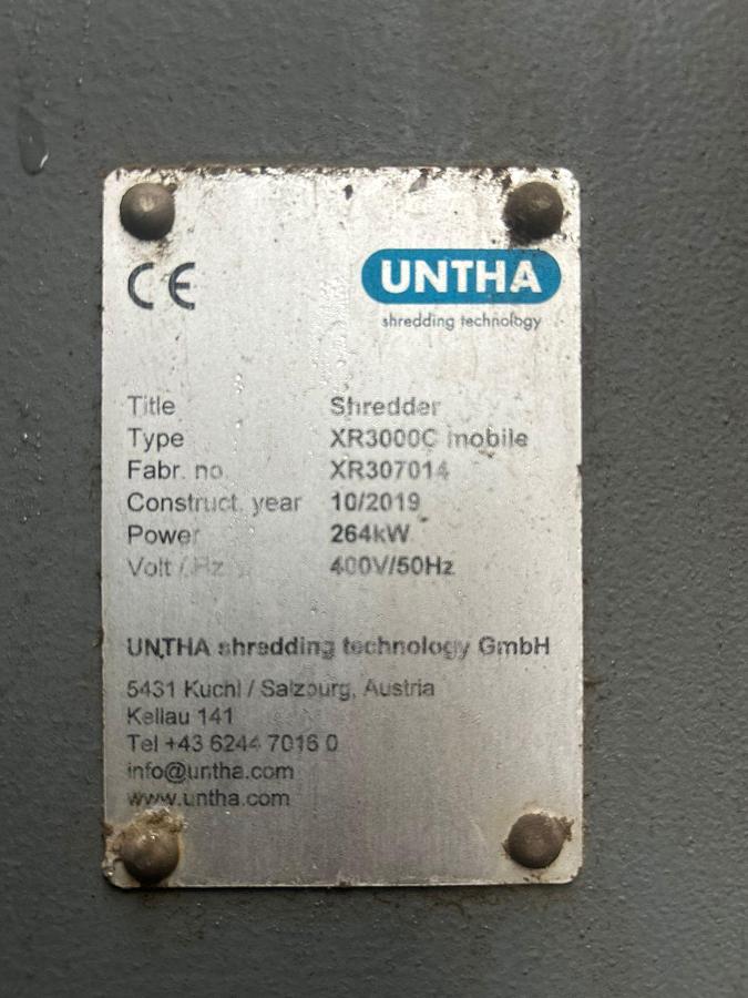 Used 2019 Untha XR3000C Tracked Single-shaft Shredder