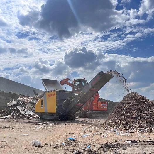 Used 2024 Keestrack P3 Tracked Twin-Shaft Shredder