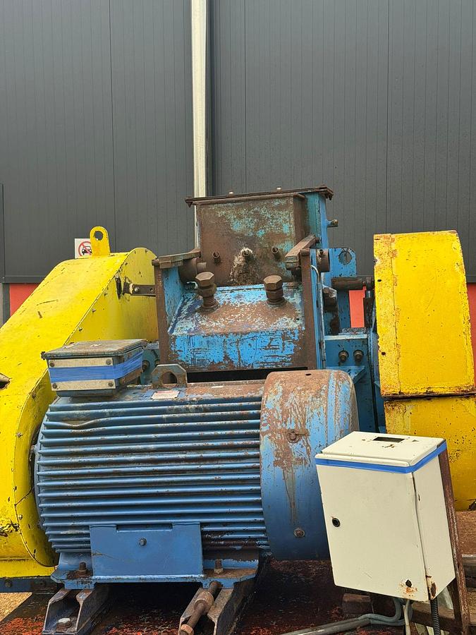 Used Brook Crompton Heavy Duty Granulator