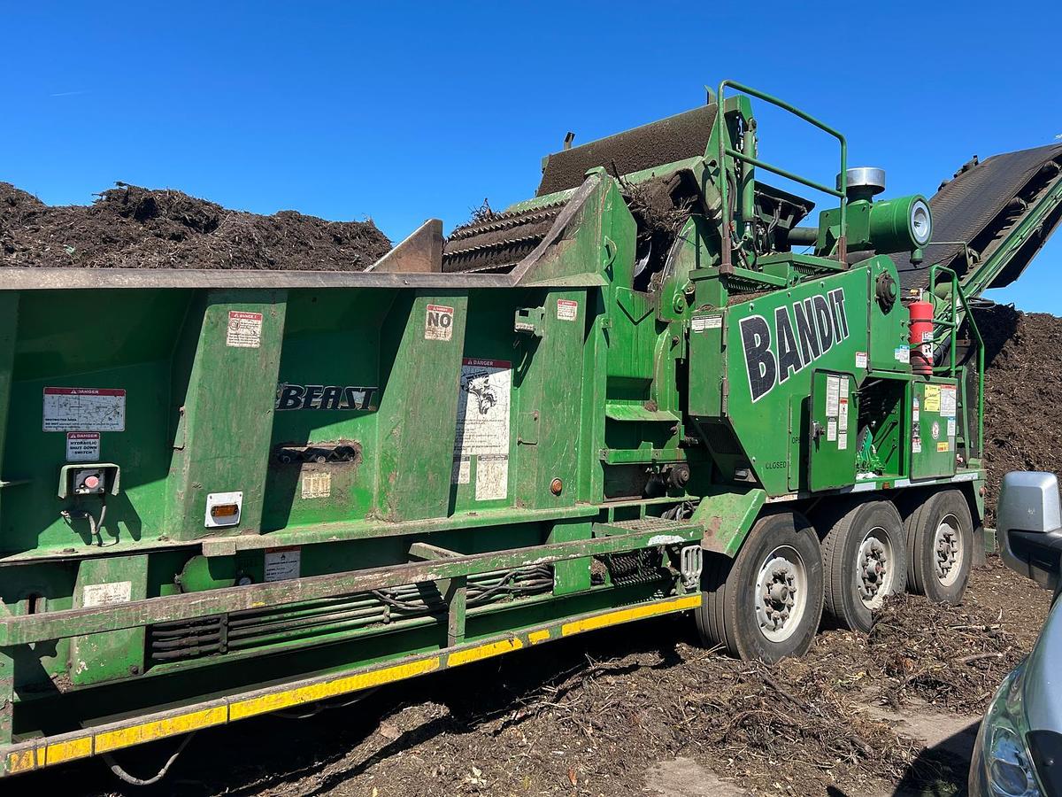 Used Bandit Beast Horizontal Grinder Shredder