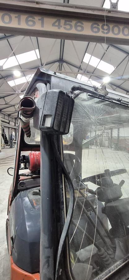 Used 2004 Toyota 42-7FGF20 LPG Forklift 