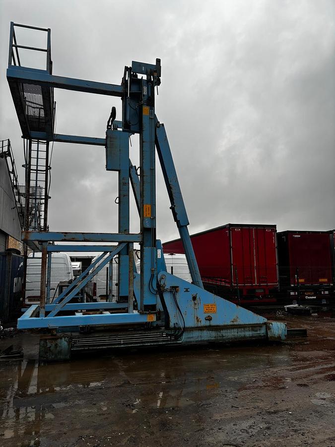 Used Container Tilter
