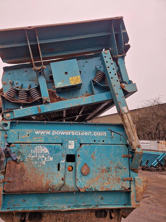 Used 2017 Powerscreen Powertrack 750 Tracked Scalping Screen Screener