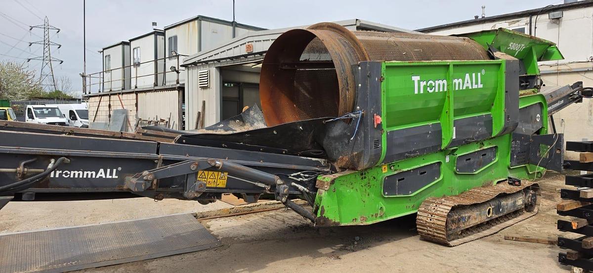 Used 2018 TrommALL 5800Tr Tracked Trommel Screener