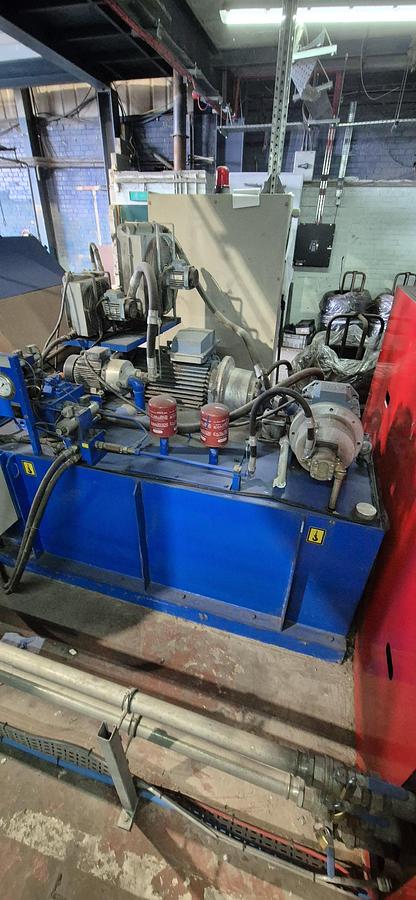 Used 2007 Jovisa, SL Shredder with Infeed conveyor