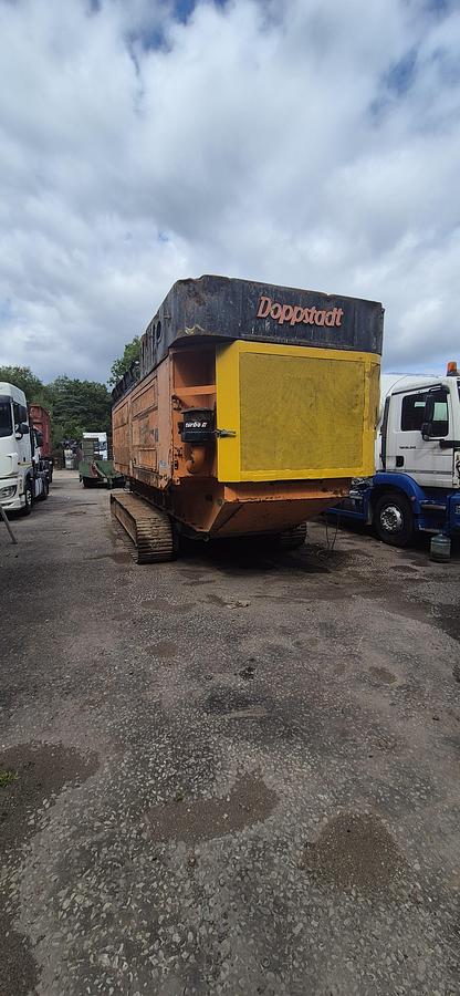 Used 2015 Doppstadt DW 3060 K Slow-Speed Single-Shaft Shredder