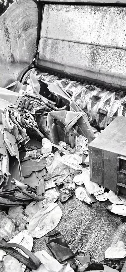 Used 2005 Vecoplan VAZ 1800 Single-shaft Shredder