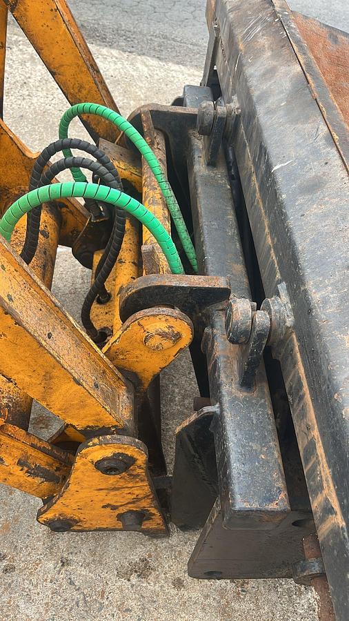 Used 2011 JCB 2CX AM Material Handler