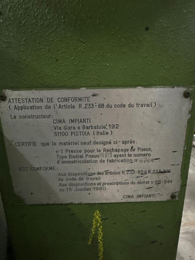 Used Tyre Retreading PCR & TBR Presses Full Plant