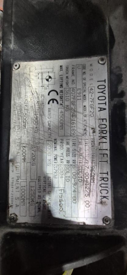 Used 2004 Toyota 42-7FGF20 LPG Forklift 