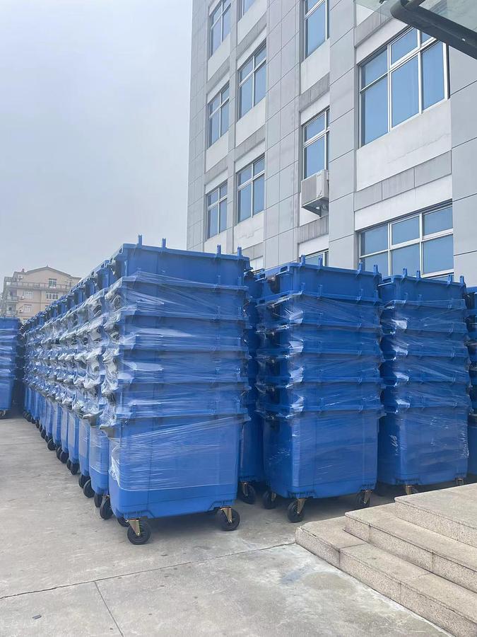 Used 2025 New 1100 Liter Wheelie Bins