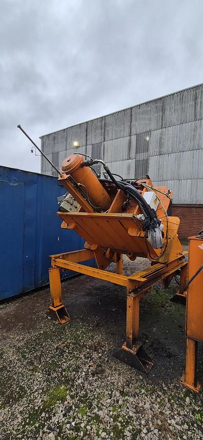 Used Monarch Engineering Ltd 960 Shear