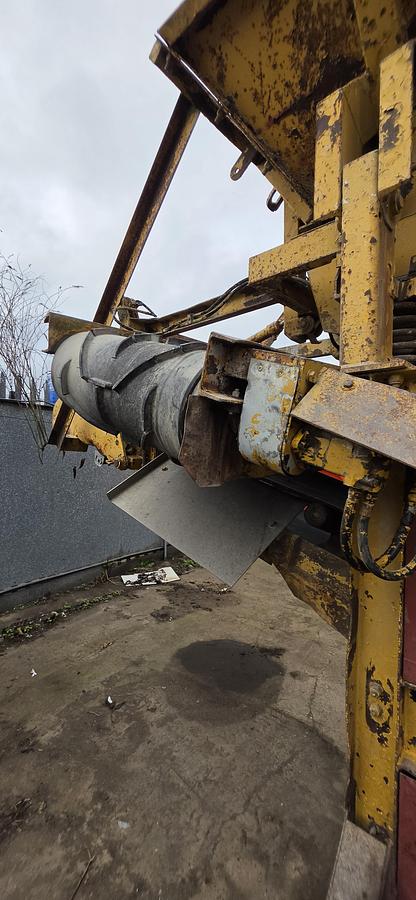 Used 1997 Parker Jaw Crusher
