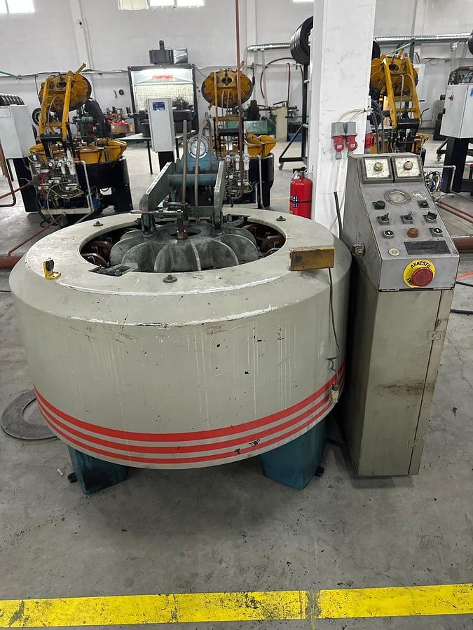 Used Tyre Retreading PCR & TBR Presses Full Plant