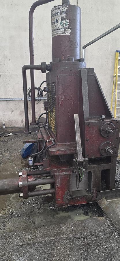 Used Harris TGS 62 Ferrous Metal Scrap Baler