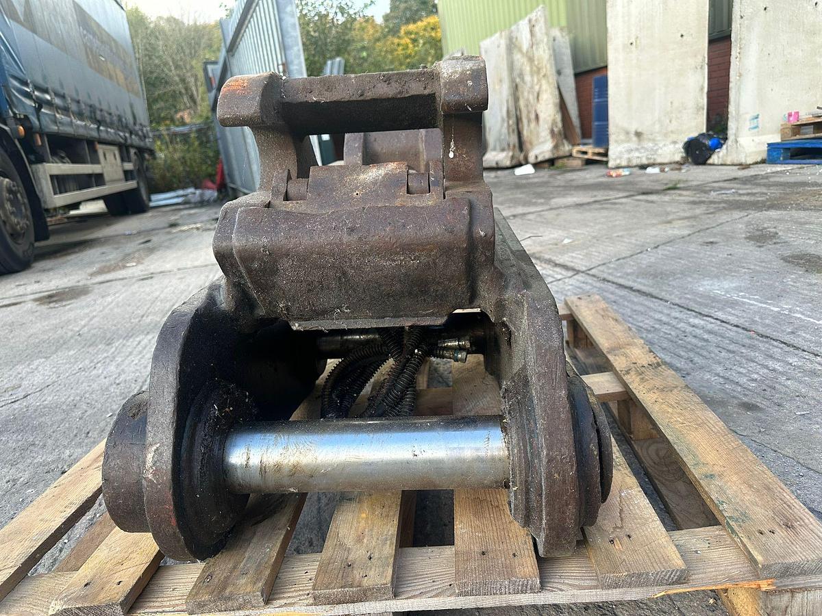 Used Geith Excavator Quick Coupler 