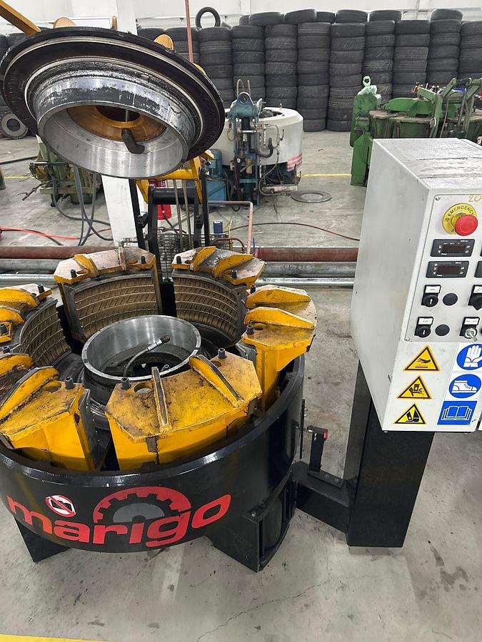 Used Tyre Retreading PCR & TBR Presses Full Plant