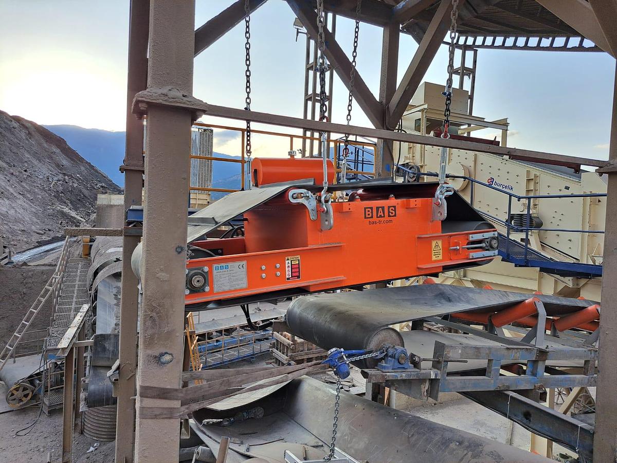 2026 BAS EMBS-C-100 Electromagnetic Overband Metal Separator