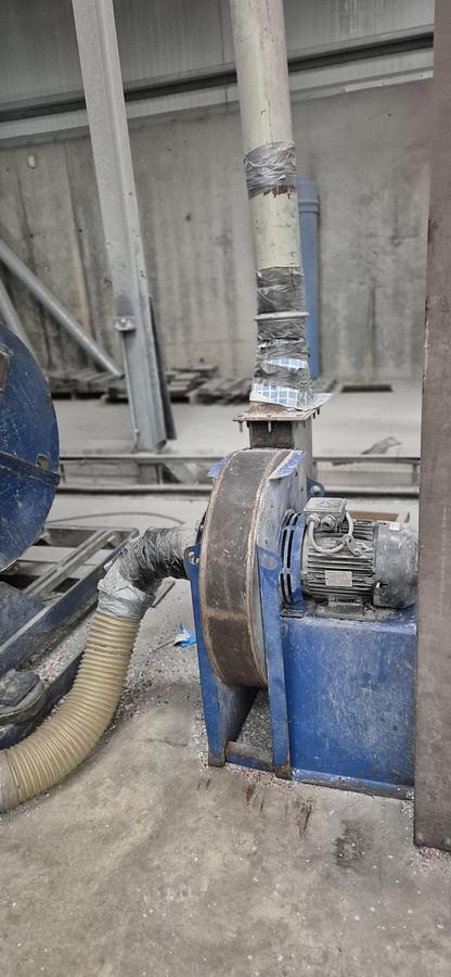 Used Granulator With Bag staind