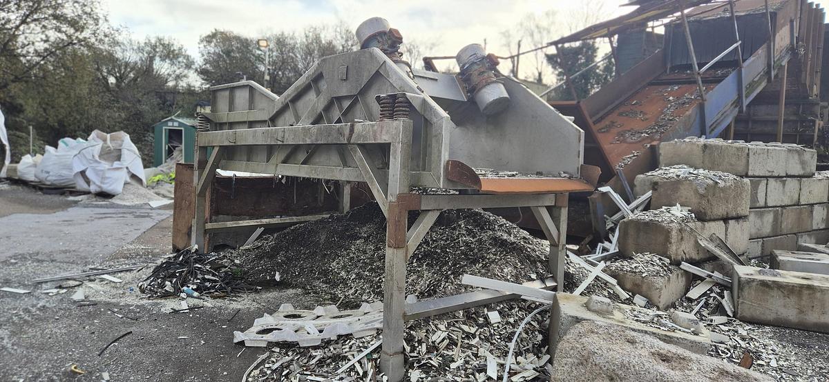 Used 2013 Bruynooghe Stainless Steel Shaker Deck  Screener feeder