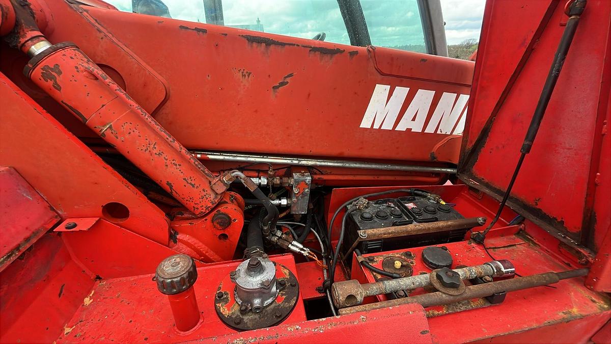 Used Manitou MLT524 Compact Telehandler