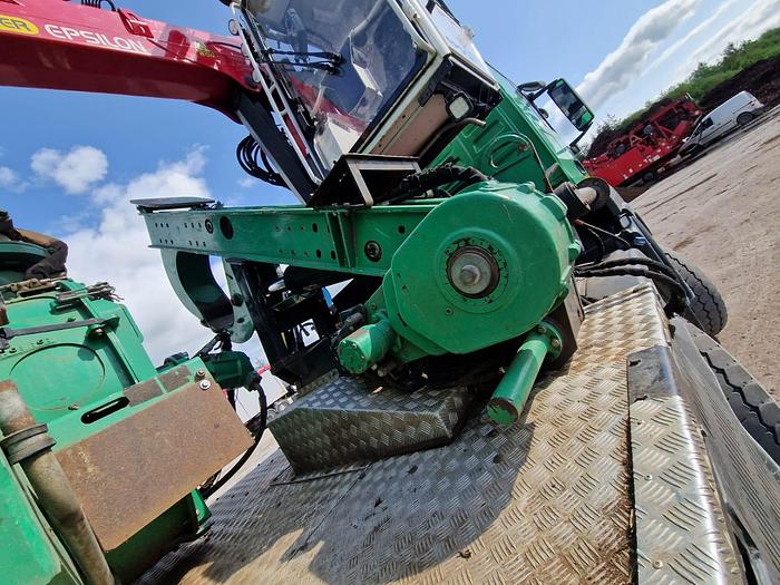 Used 2017 Jenz Chipping truck 583