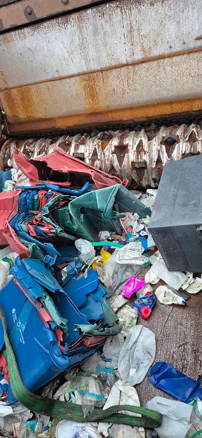 Used 2005 Vecoplan VAZ 1800 Single-shaft Shredder