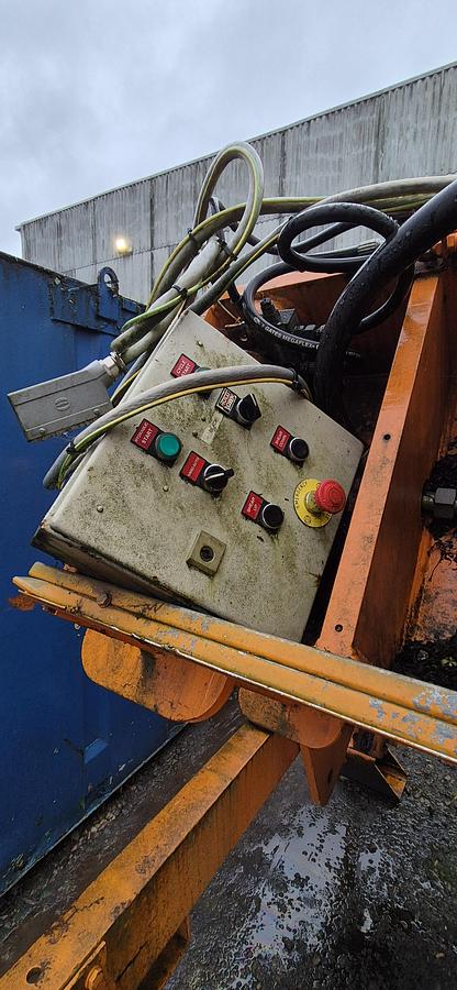 Used Monarch Engineering Ltd 960 Shear