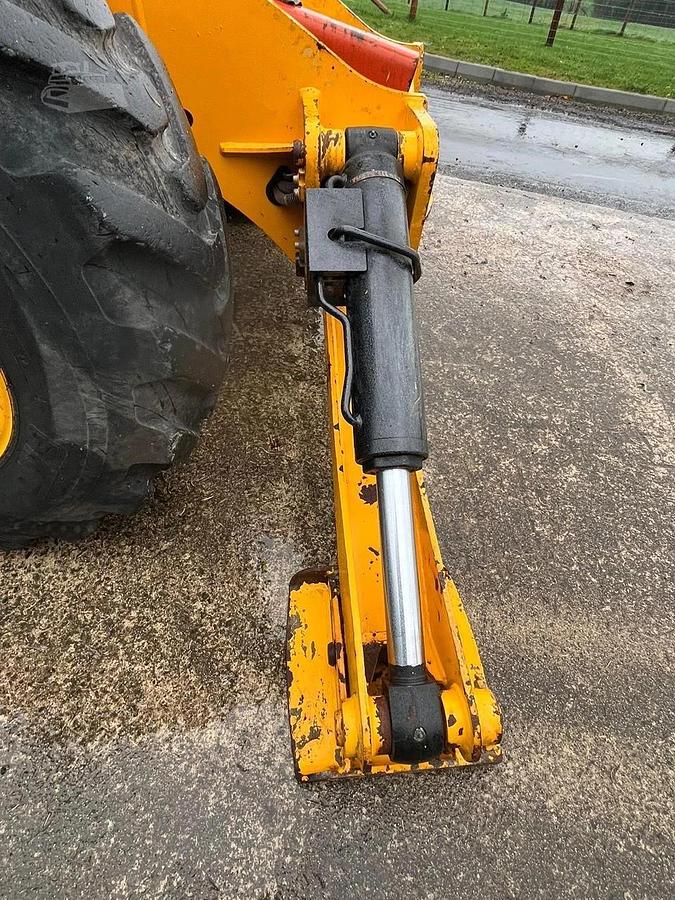 Used 2016 JCB 540-140 Telehandler