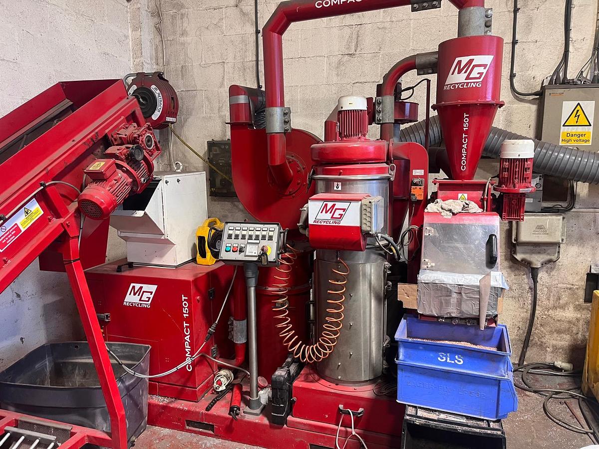 Used 2019 Wagner WS11-15 Single-shaft Shredder W/McIntyre Compact 150T Cable Granulator & Conveyor