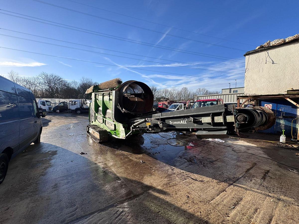 Used 2018 TrommALL 5800Tr Tracked Trommel Screener