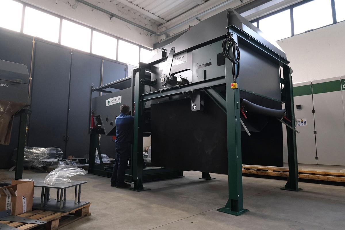 Used Panizzolo Mega 725 Stationary Hammer Mill