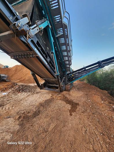 Used Powerscreen Chieftain 2100X 3 Deck Inclined Screen Screener