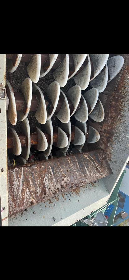 Used 2010 Sutco Cardboard 1.4mm x 6.4mm 2D/3D Flip Flow Screening Deck Screen