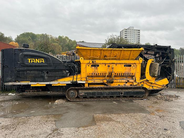 Used 2015 Tana Shark 440D