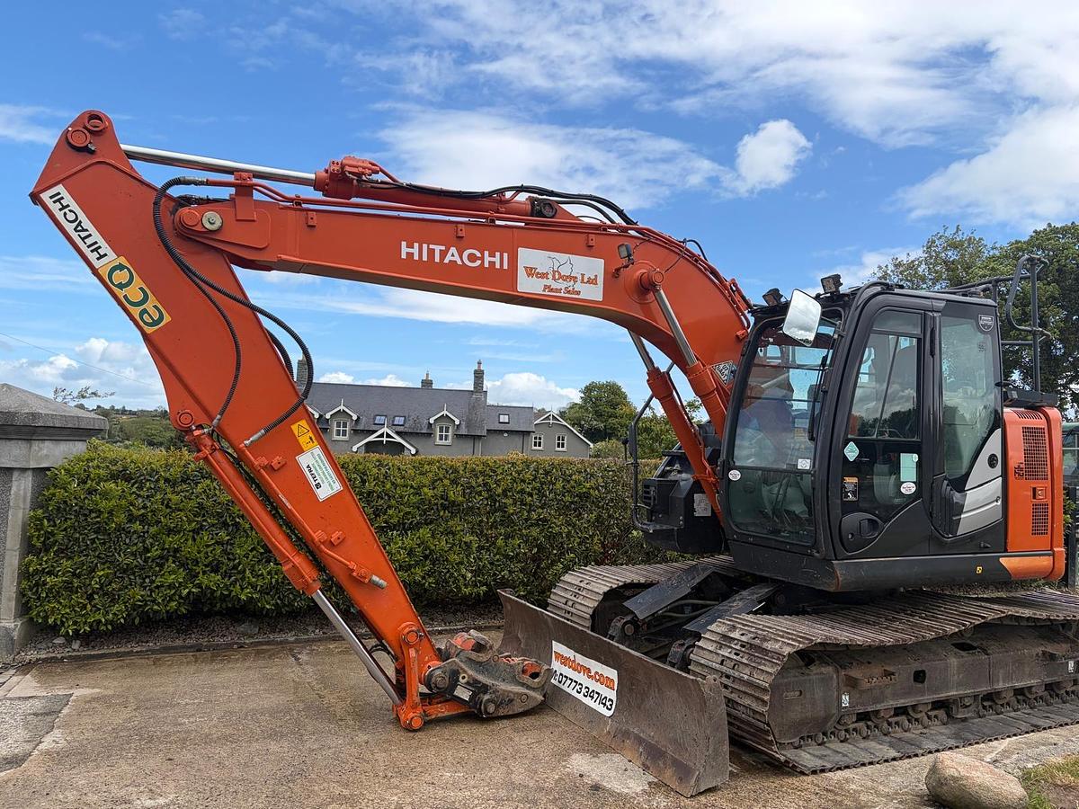 Used 2020 Hitachi ZX135US-6 Crawler Excavator 