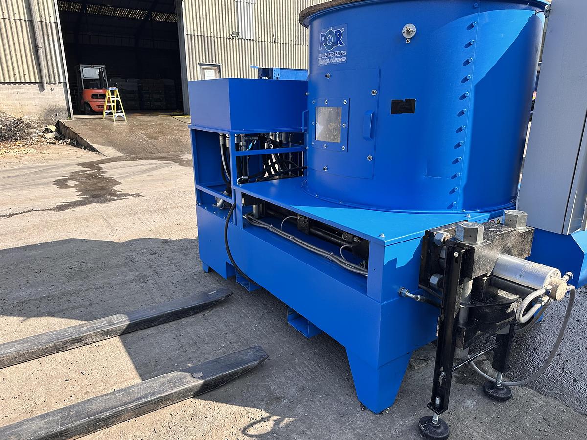 Used 2020 POR Super Oscar Briquetting Press